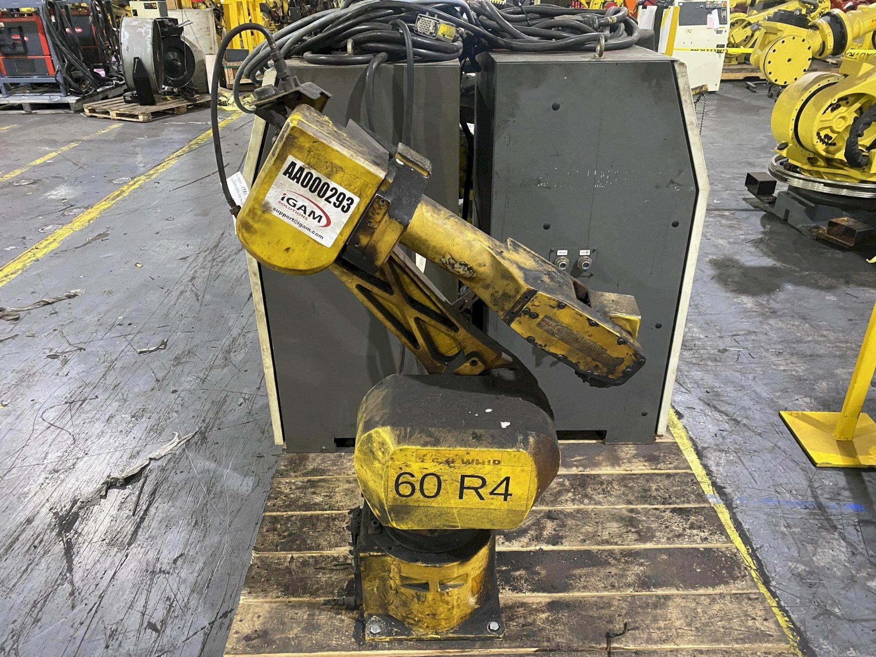 FANUC ArcMate 100iB + R-J3iB - Robots