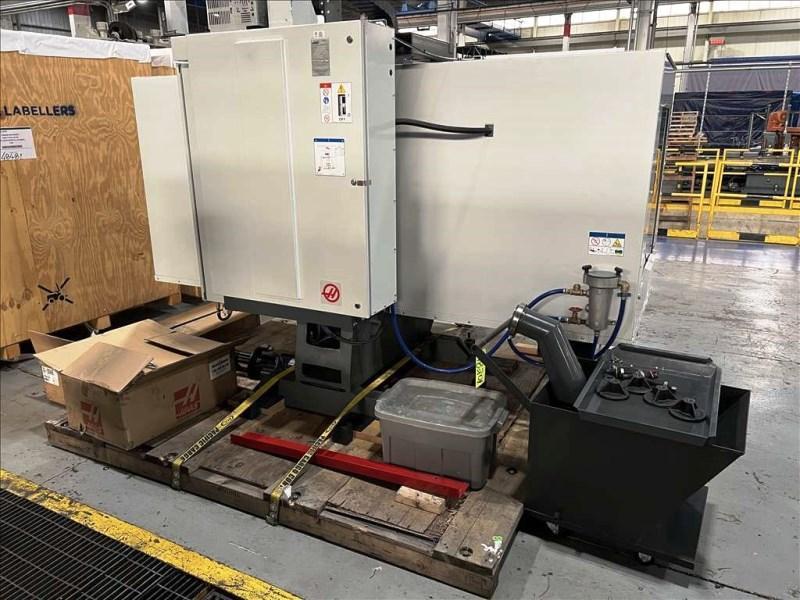 HAAS TM-2P CNC TOOLROOM MILL WITH TOOL CHANGER