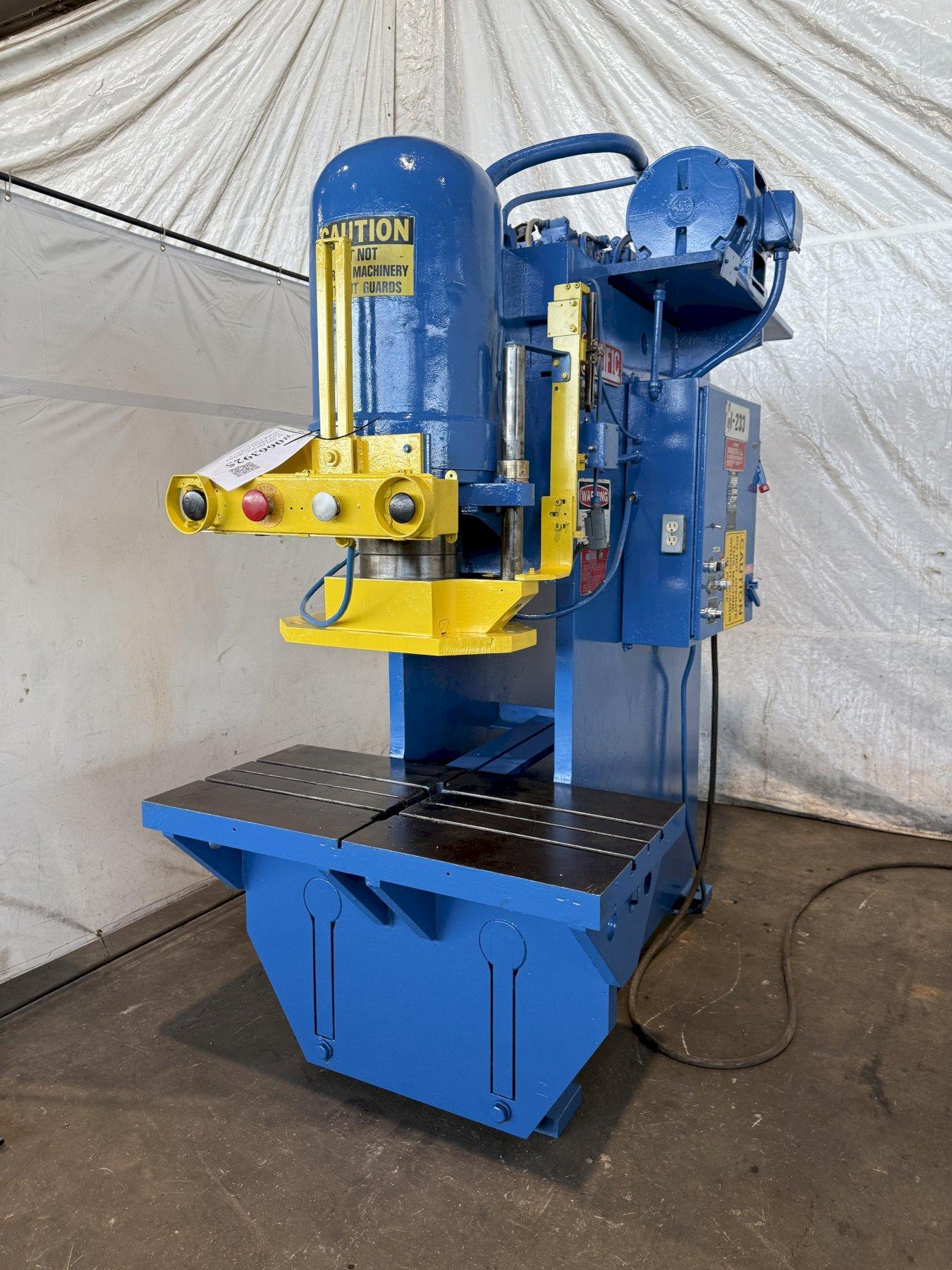 150 TON PACIFIC MODEL 150PF PRESS FORMER. STOCK # 0663925