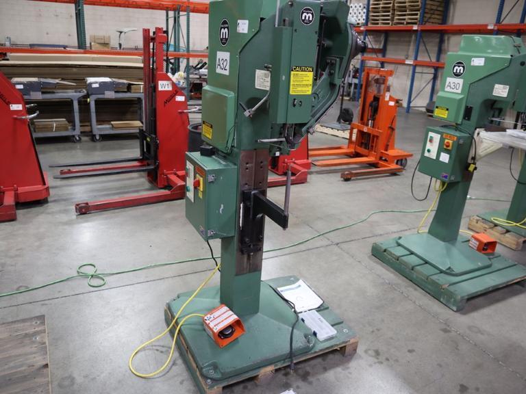 Milford Orbitform #305 Riveter, Remote Foot Trip, Feed Bowl and Track, Tooling- Auction Item