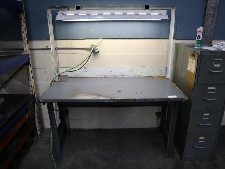 Work Bench with Light- Auction Item
