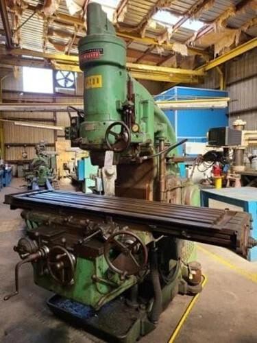 KEARNEY & TRECKER MODEL #215T5-16 VERTICAL MILL: STOCK #74201