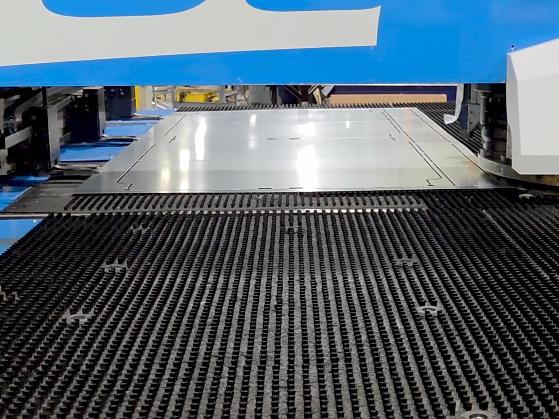 Finn-Power C5 33 Ton Turret Punch Press