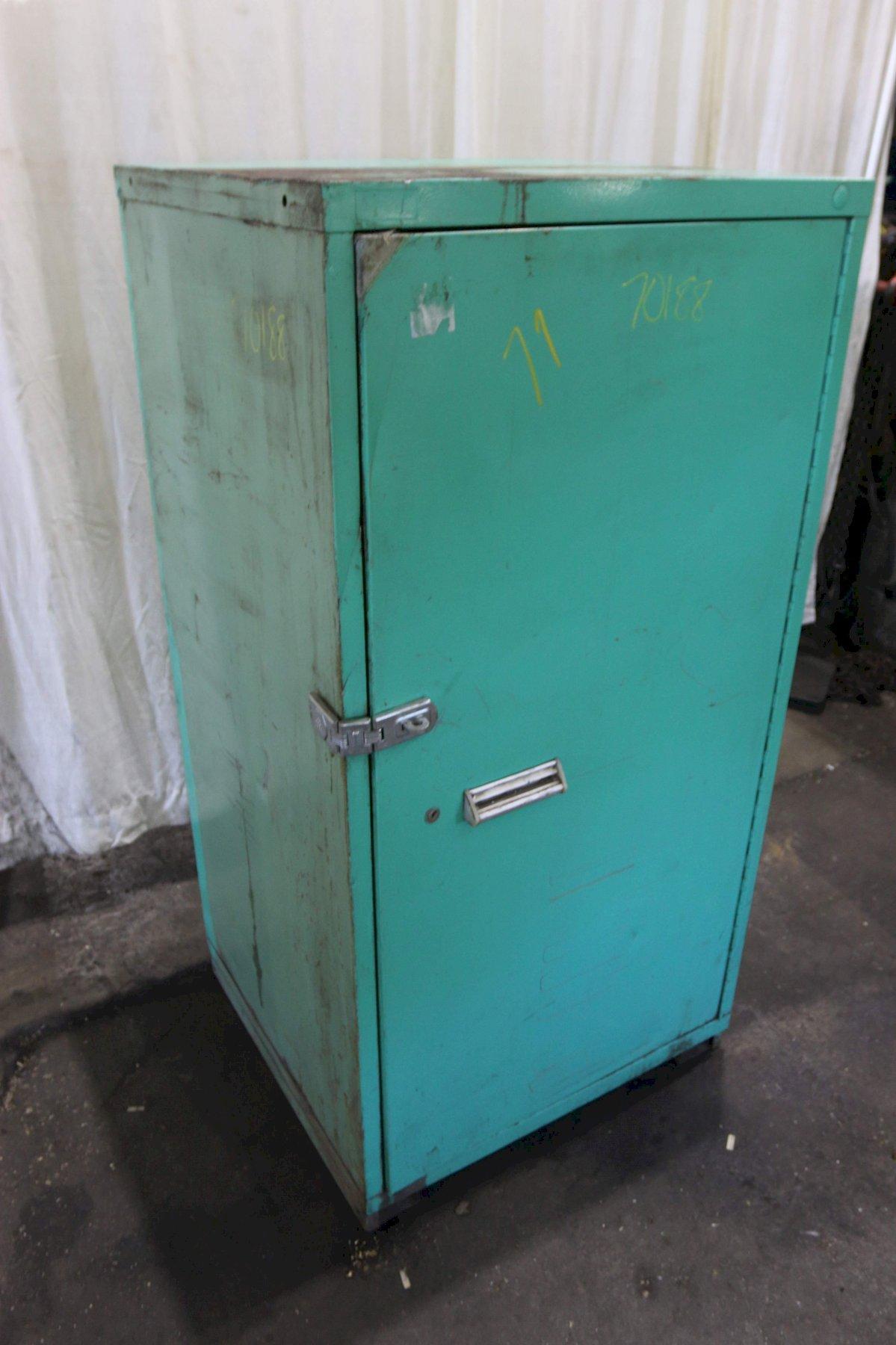 11 DRAWER NUE-ERA VIDMAR STYLE CABINET: STOCK #65224