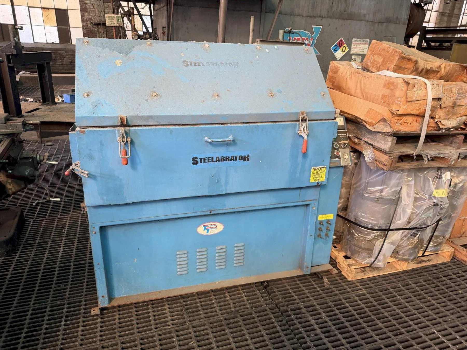 STEELABRATOR MEDIA BLAST CABINET: YOBRO #26109