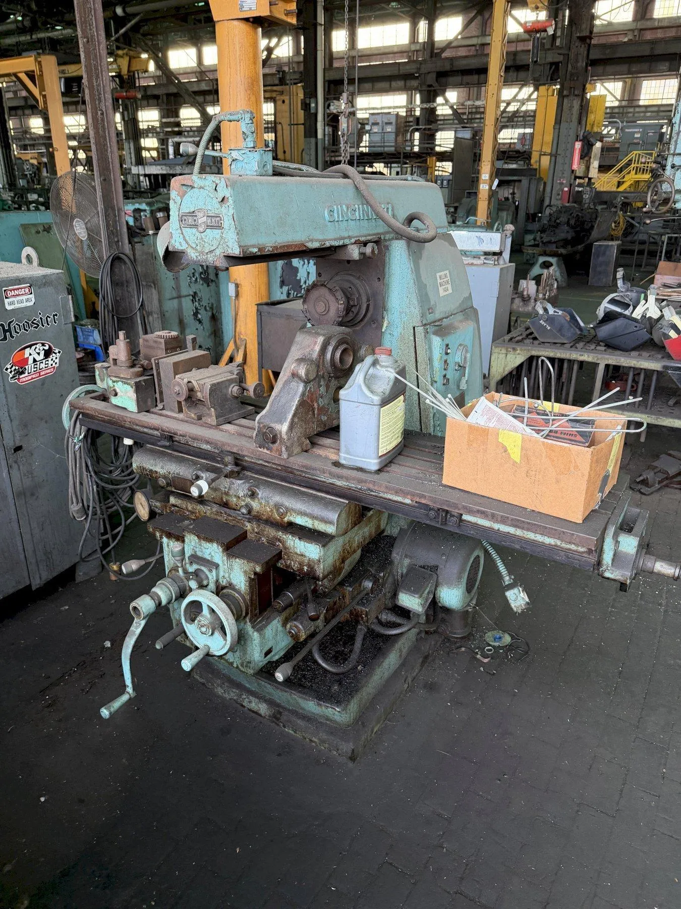 CINCINNATI NO. 2 HORIZONTAL MILLING MACHINE: YOBRO #26078
