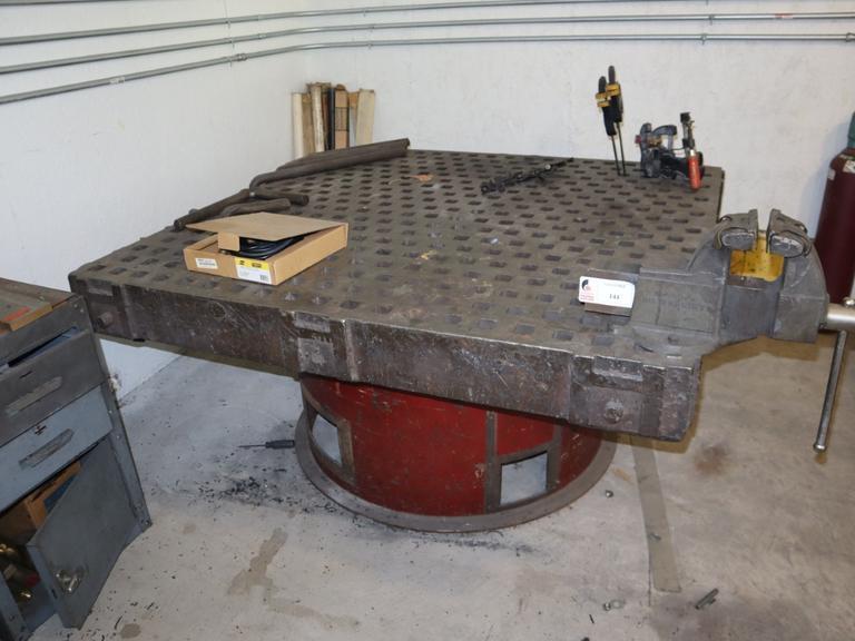 Acorn Welding Table with Craftsment 4.5" Bench Vise, Clamps and Accessories- Auction Item
