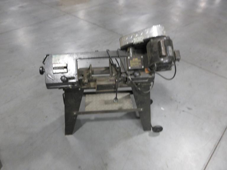 Chicago Forge 4-1/2" Horizontal Bandsaw, 45 Degree Miter, 3 Speed, 110V Single Phase- Auction Item