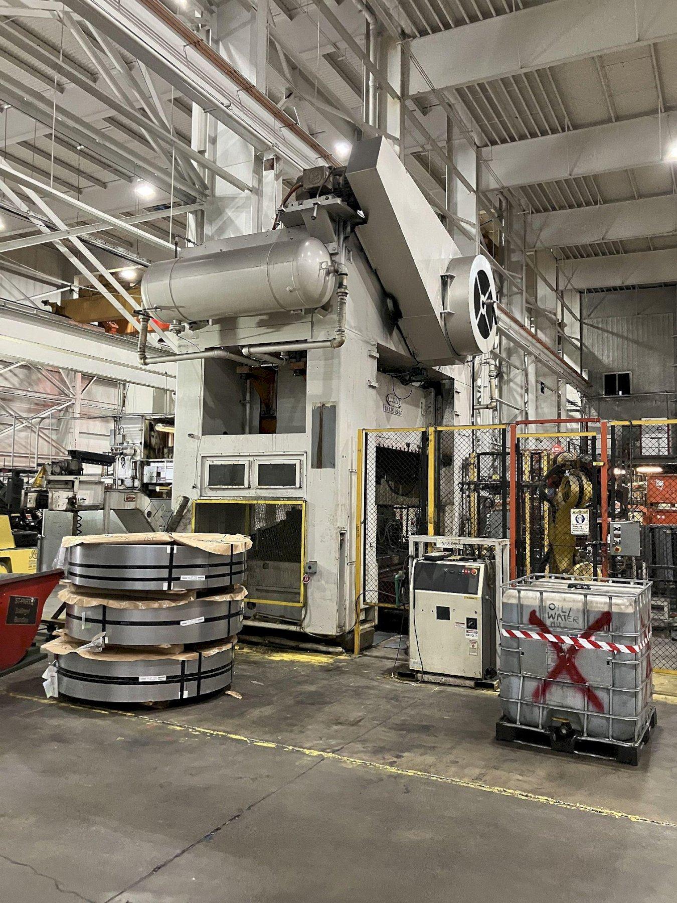 600 ton Danly Straight Side Press Model #S4-600-108-72 For Sale, Floor Standing!