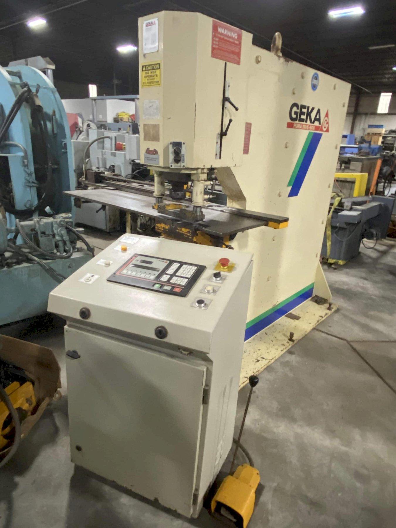 GEKA PUMA 110/E-500 PUNCH WITH SEMI-PAXY
