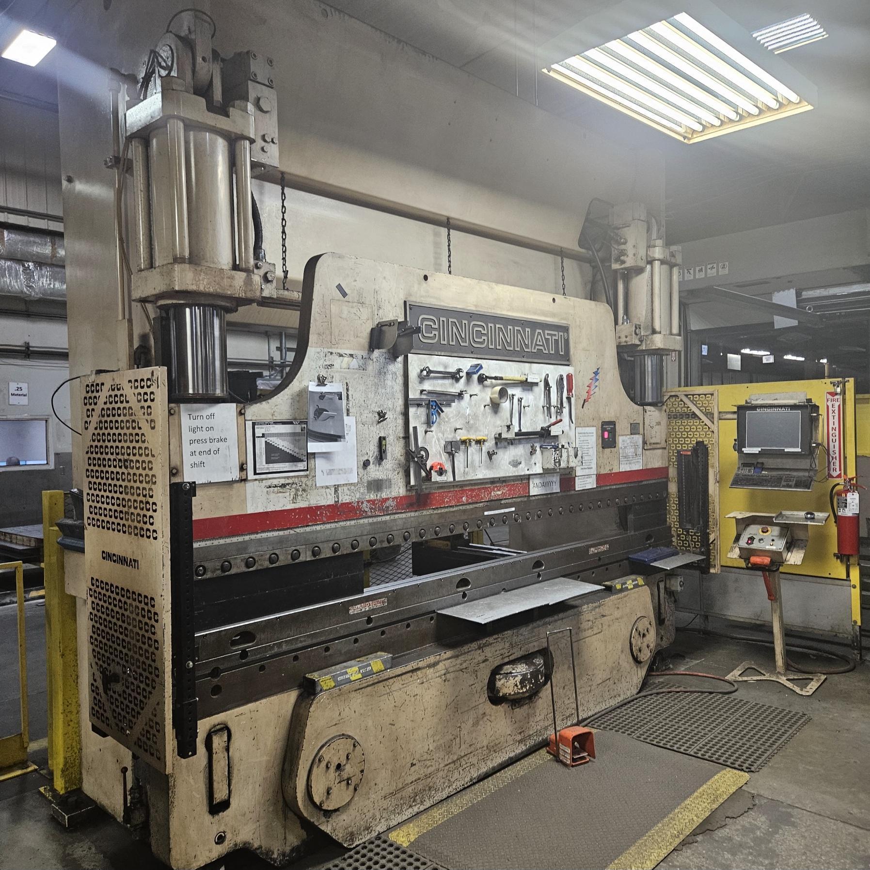 175 TON X 12' CINCINNATI PROFORM 175X10PF 6 AXIS CNC HYDRAULIC PRESS BRAKE W/ UPDATED TOUCH SCREEN CONTROL. STOCK # 0149924