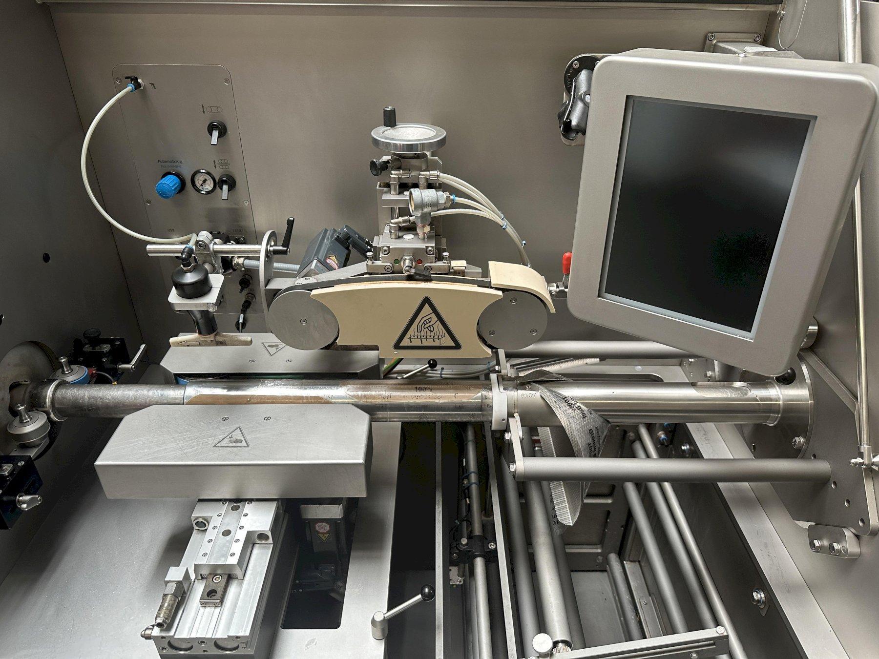 Poly-Clip System TSCA 160 Transfer Sealing Clip Automatic Sealing Clipping Machine Automatic adjustment clip pressure and displacer Automatic monitoring of clip and die (RFID)