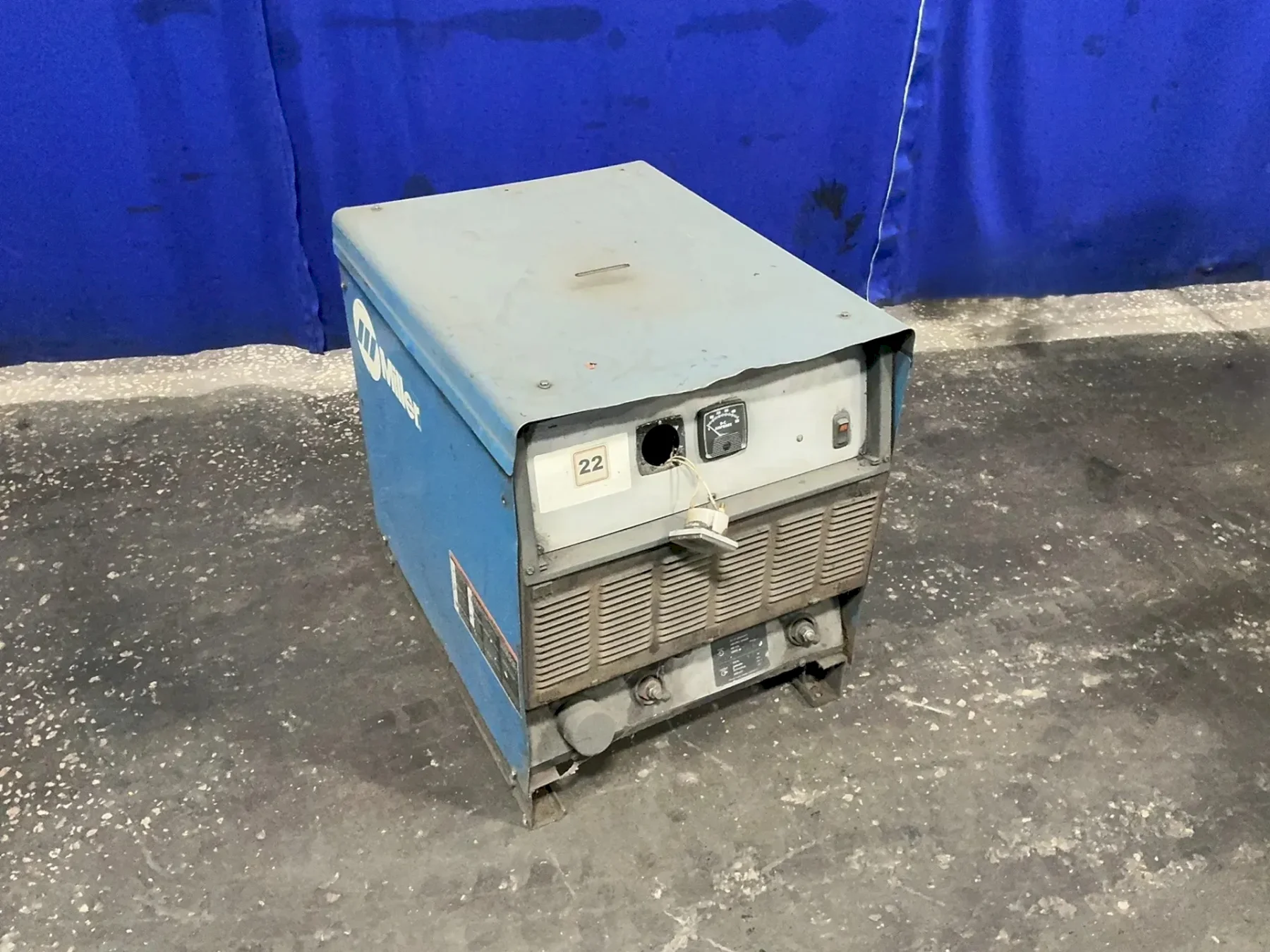 Miller 375 A Welder - Delta-fab