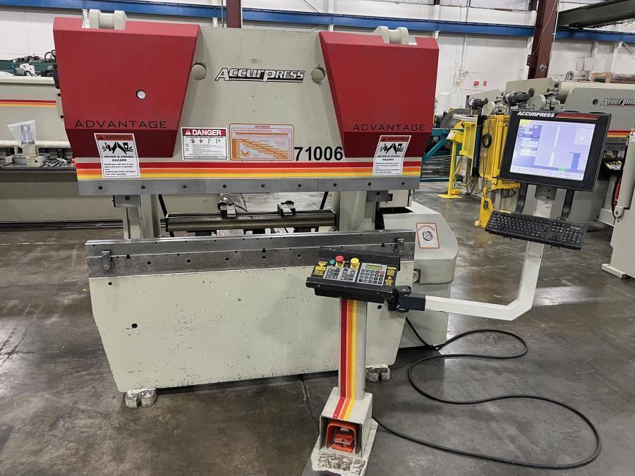2002 Accurpress 71006 Hydraulic Press Brake (#5513)