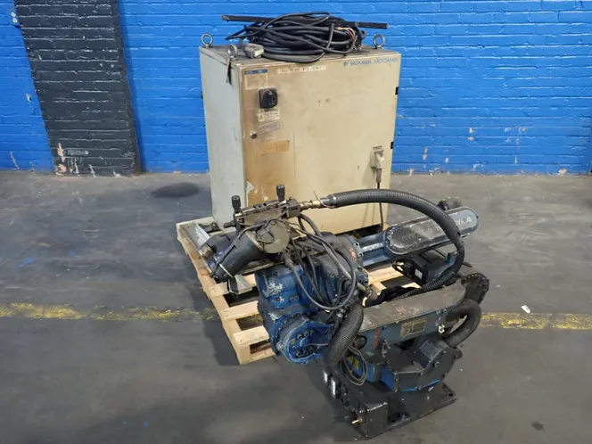MOTOMAN / YASKAWA ELECTRIC 2.0KVA ROBOT  -  MH6