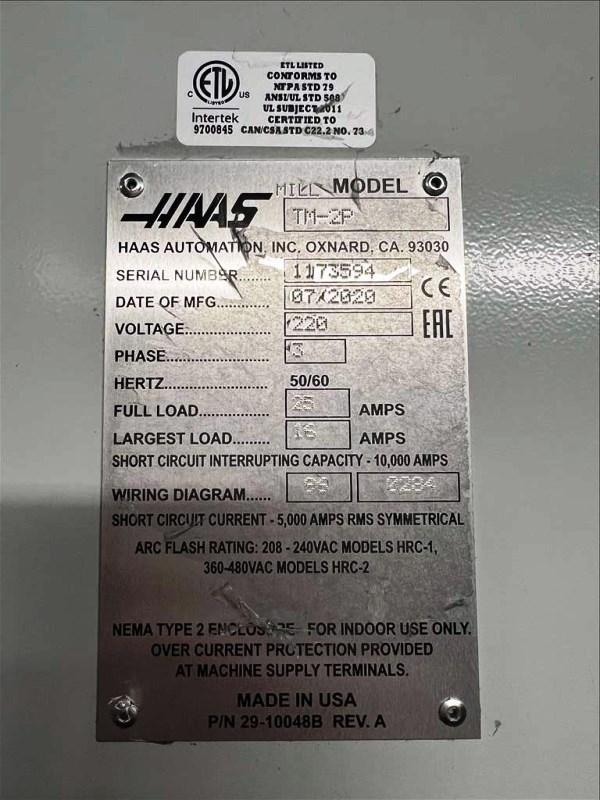 HAAS TM-2P CNC TOOLROOM MILL WITH TOOL CHANGER