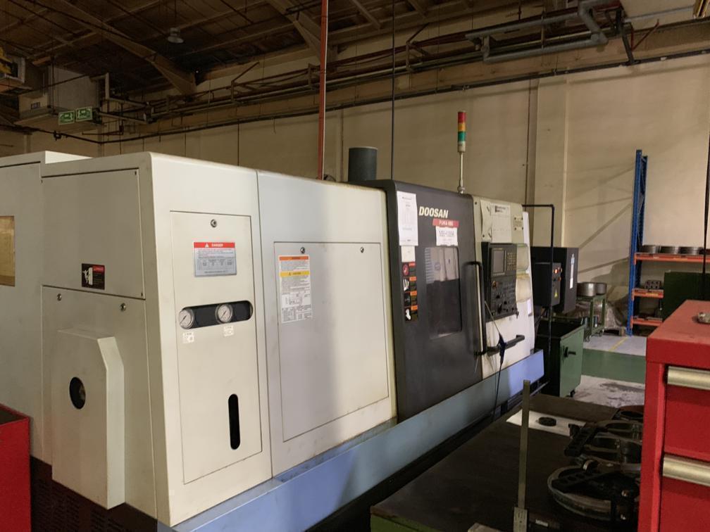 Doosan Puma 480 CNC Lathe with Fanuc 32i Control