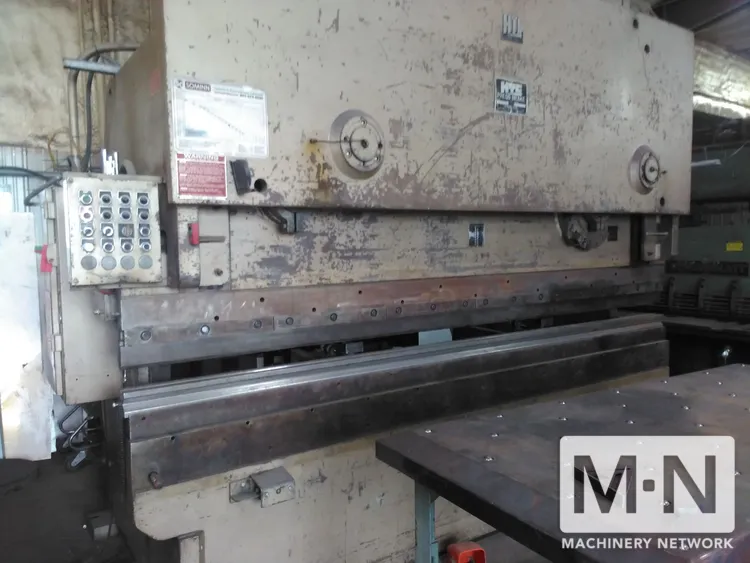 HTC 300-12H HYDRAULIC PRESS BRAKE