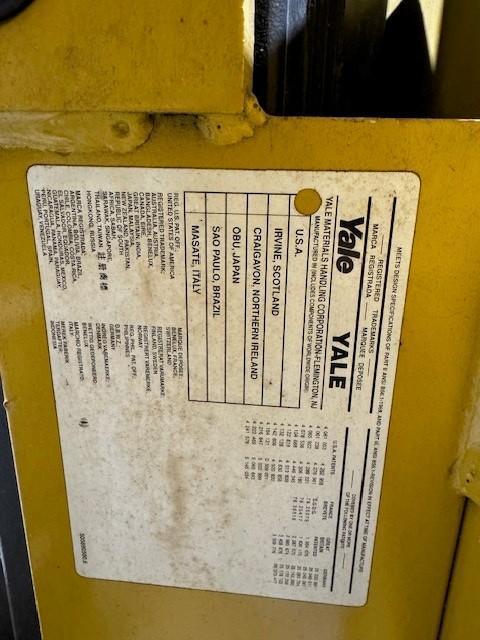 1 - PREOWNED 1999 YALE PALLET STACKER/WALKIE, MODEL #: MSW040LCN24TV083, S/N: B820N02719W