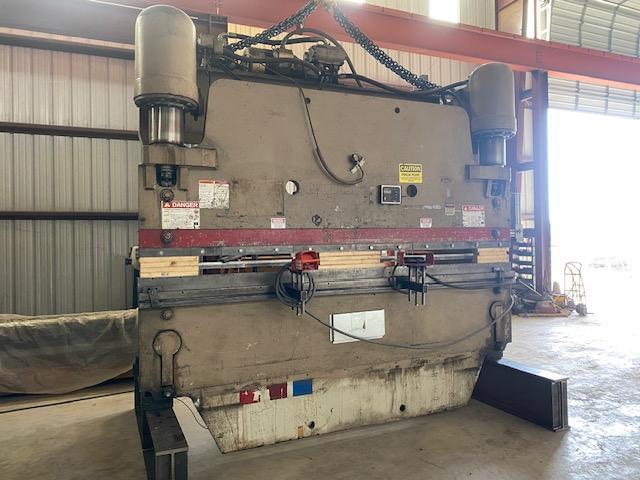300 Ton x 12′ Pacific J300-12 CNC Press Brake