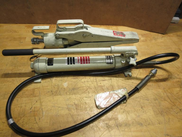Ram-Pac HP-55 10,000 PSI Hydraulic Hand Pump and Spreader Attachment- Auction Item