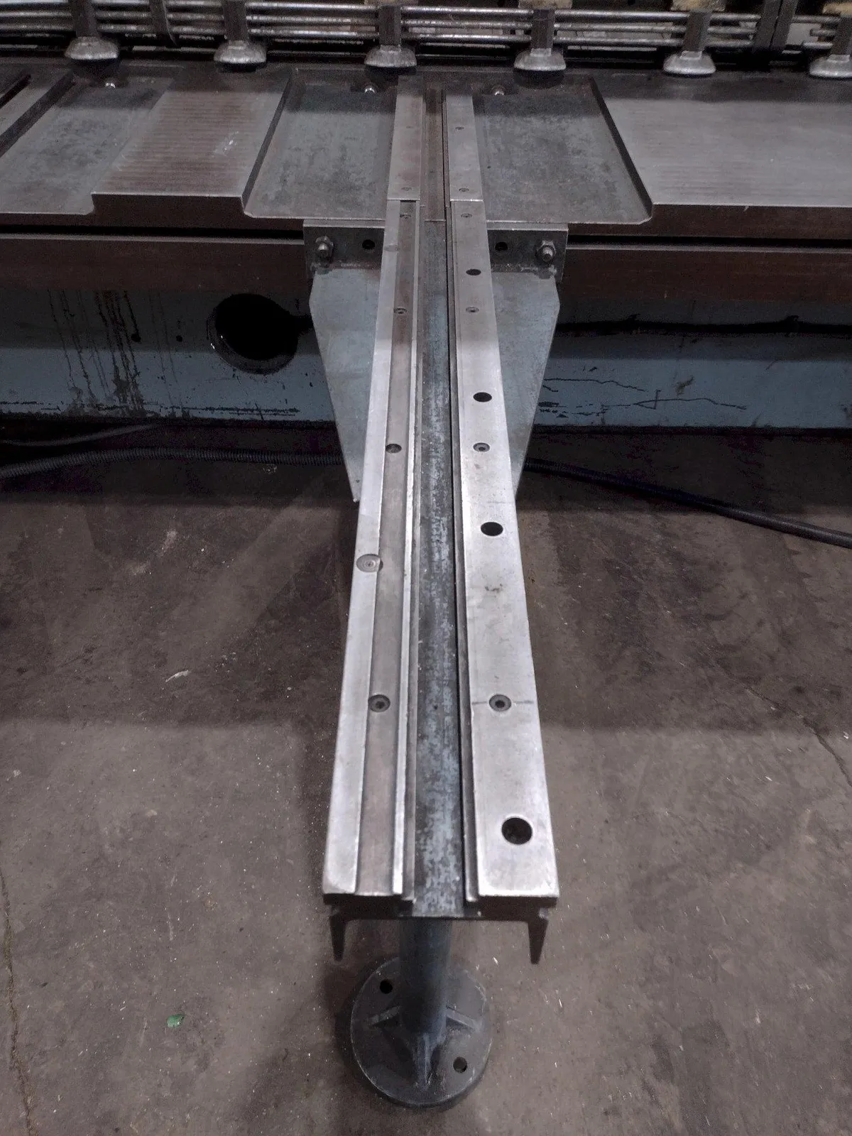 13' x 1/4" AMADA MODEL #M-4065 MECHANICAL POWER SQUARING SHEAR, FRONT GUAGING, CONVEYOR & STACKER