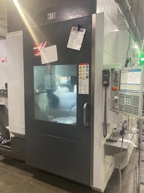 Haas UMC 750 5-Axis CNC VMC, 2018 – Probing, Thru-Spindle Coolant, 12K Spindle, High Speed Machining