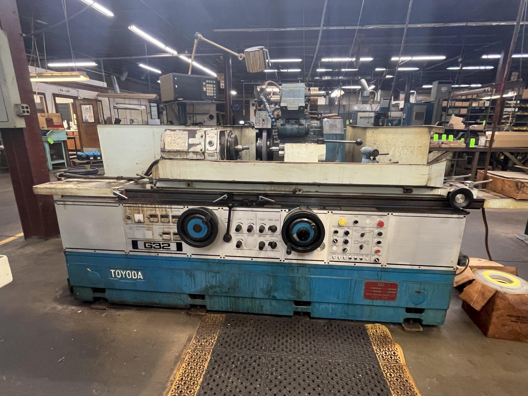 TOYODA GUP-32 x 100 II - Grinders, Cylindrical, Universal