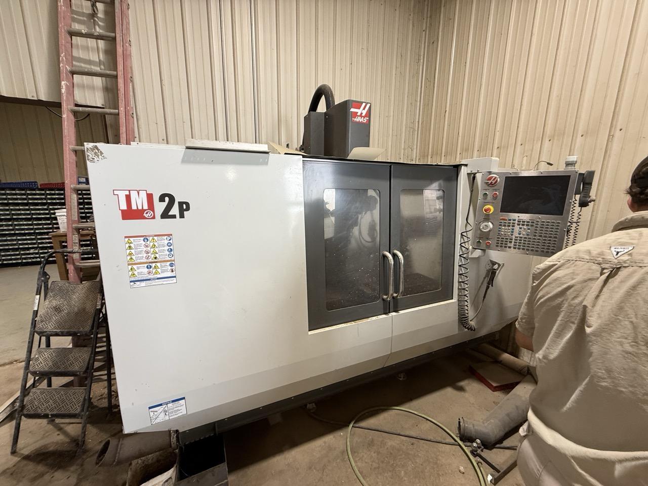 Haas TM-2P CNC VMC, 2014 – Wireless Probing, Chip Auger, Programmable Coolant, ATC