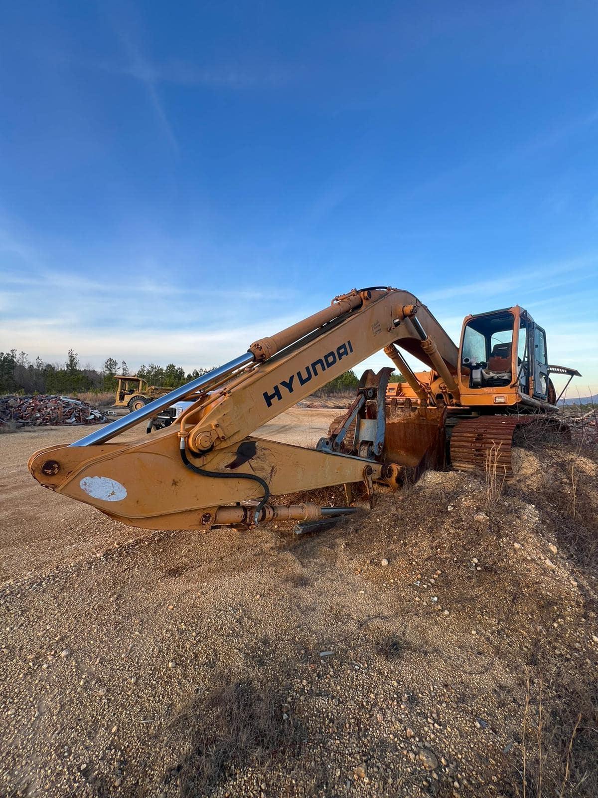 Hyundai Robex 290LC-3 Excavator, 1992