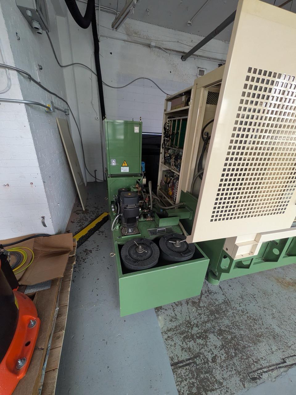 Kuka FORTEC KR 240-R3330 F / FLR Robot, 2023