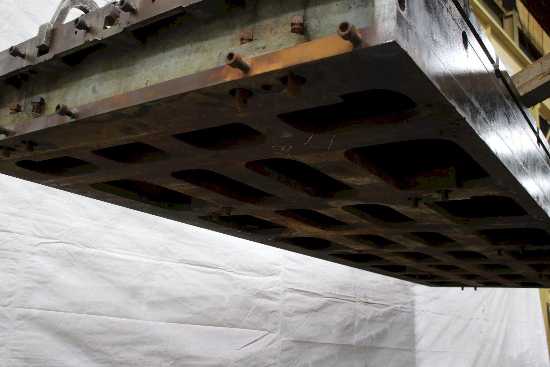 5' X 15'6" LAKE SHORE T SLOTTED FLOOR PLATE: STOCK #76044