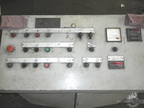 BEHRINGER HBP 1080/2100 Horizontal Dual Column Band Saws