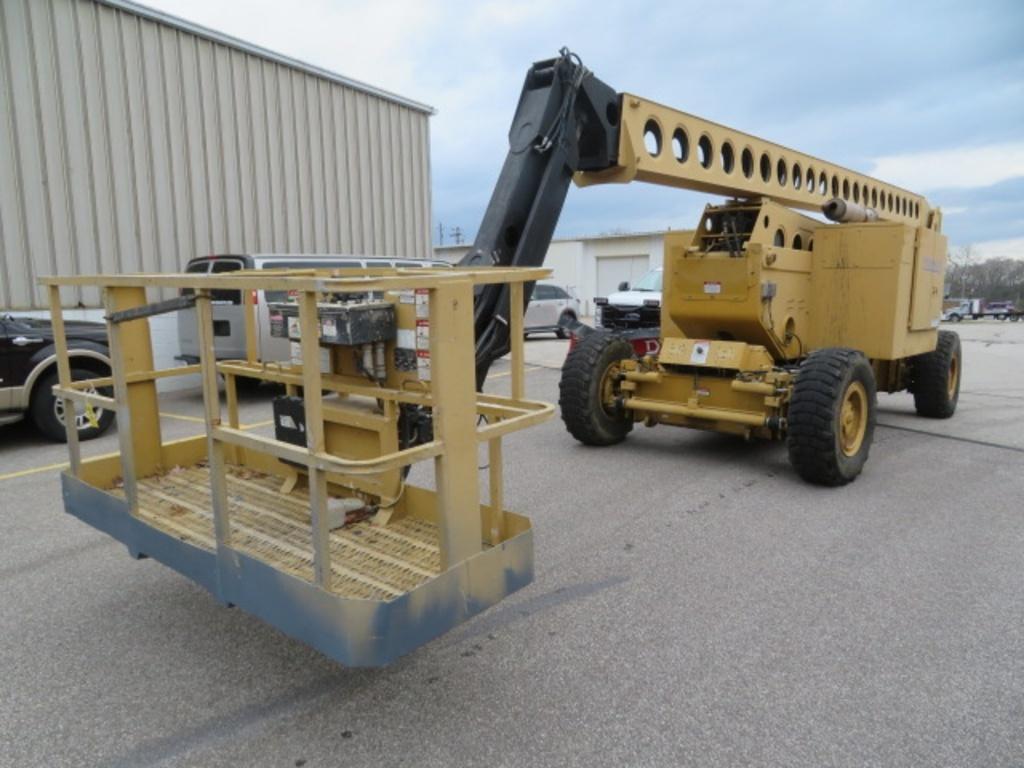 125' GROVE MODEL AMZ-131XT DIESEL POWERED OFF-ROAD MANLIFT: YOBRO #25206