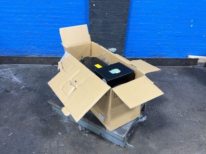 FANUC AC SPINDLE SERVO MOTOR   -  AII 30/6000 HV A06B-1512-B200