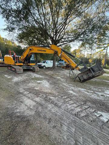 LiuGong 922F 22 Ton Hydraulic Crawler Excavator, 2024 – Cummins Diesel, 158 HP, 50,265 LB Operating Weight, Enclosed Cab
