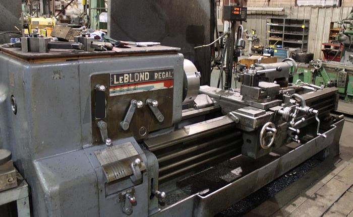21/22.25" x 72" LEBLOND "REGAL" ENGINE LATHE w/DIGITAL READOUTS