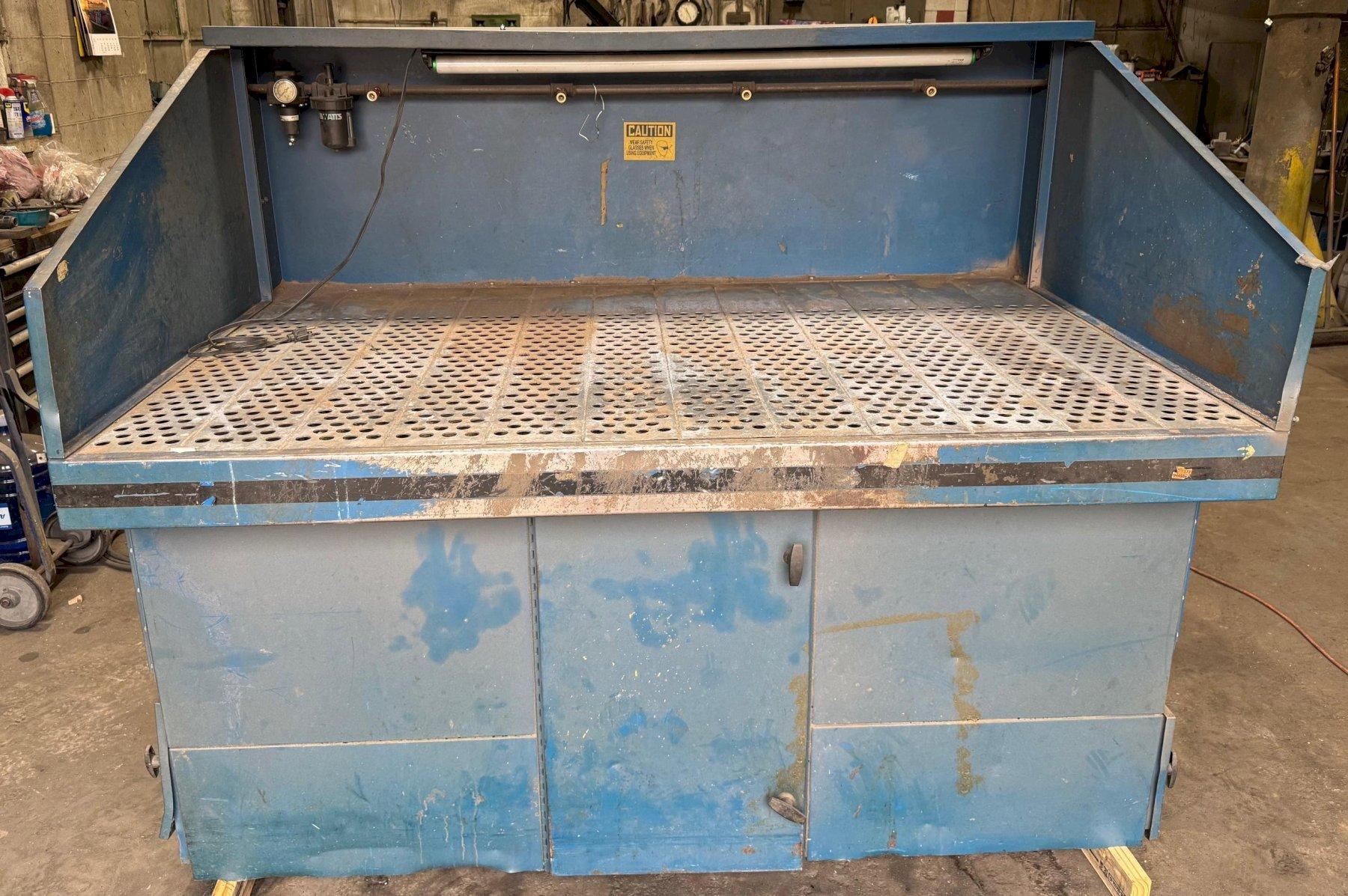 Torit Downdraft Table DB-3000, 3000 CFM, , Cartridge Type Filters, 5 HP