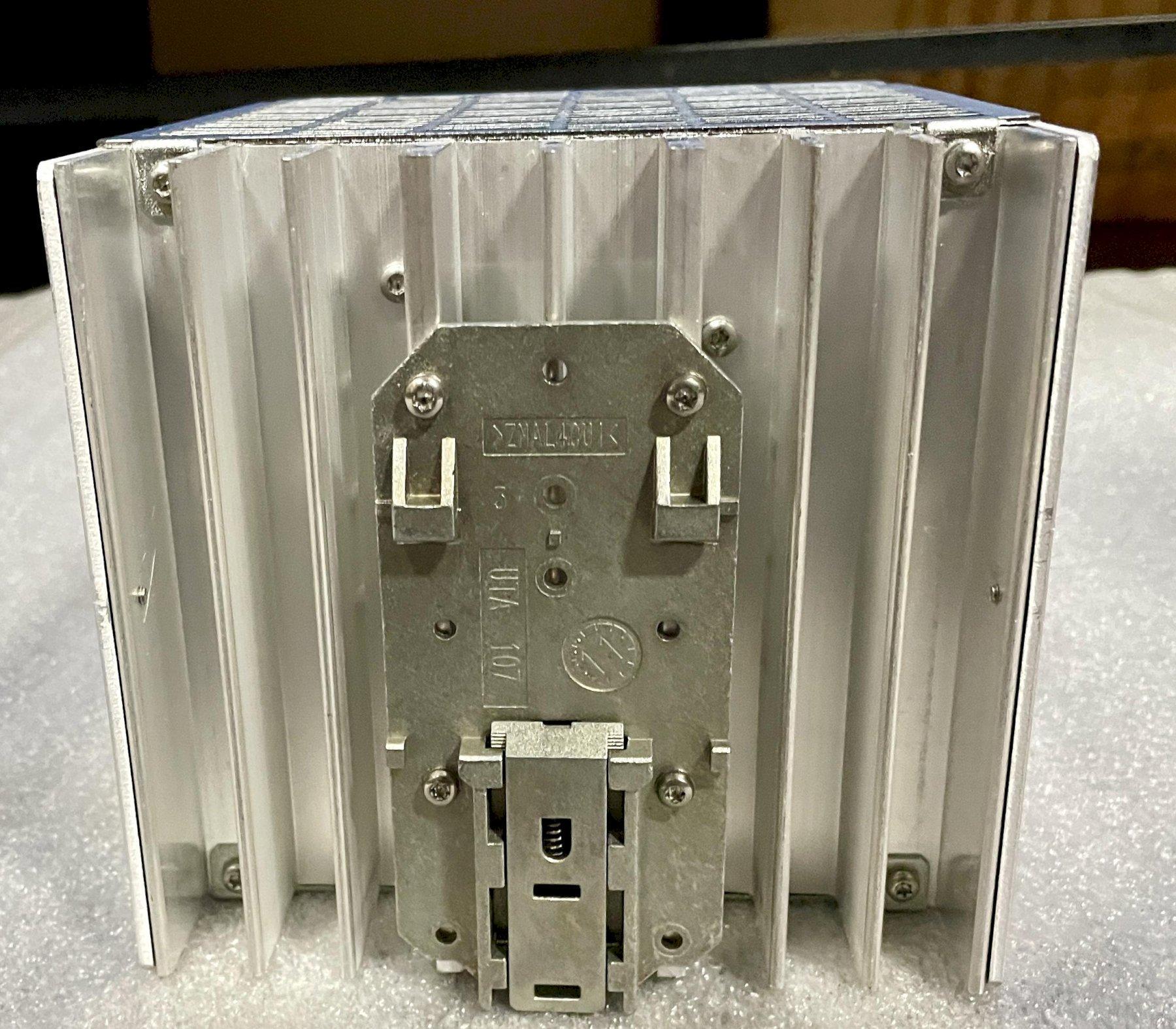 B&R AUTOMATION POWER SUPPLY PS3400, Mfr Number 0PS3400.1, 3-Phase, 24 VDC, 40A, input 400 to 500 VAC, wide range, top-hat rail installation.