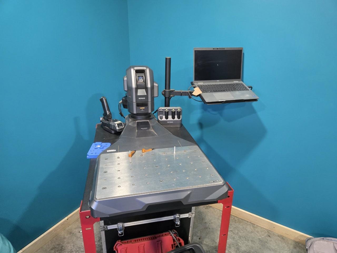 Keyence XM-5000 Portable Handheld CMM, 2023 – System w/ Large Stage & Laptop