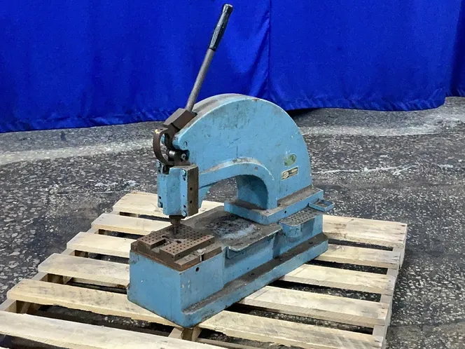 Manual Punch Press Di-acro - 2