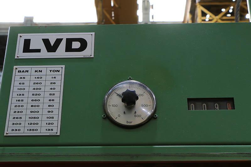150 Ton x 10 ft LVD Hydraulic Press Brake Model 150JS10 w/ Dynabend Single Axis CNC Back Gauge