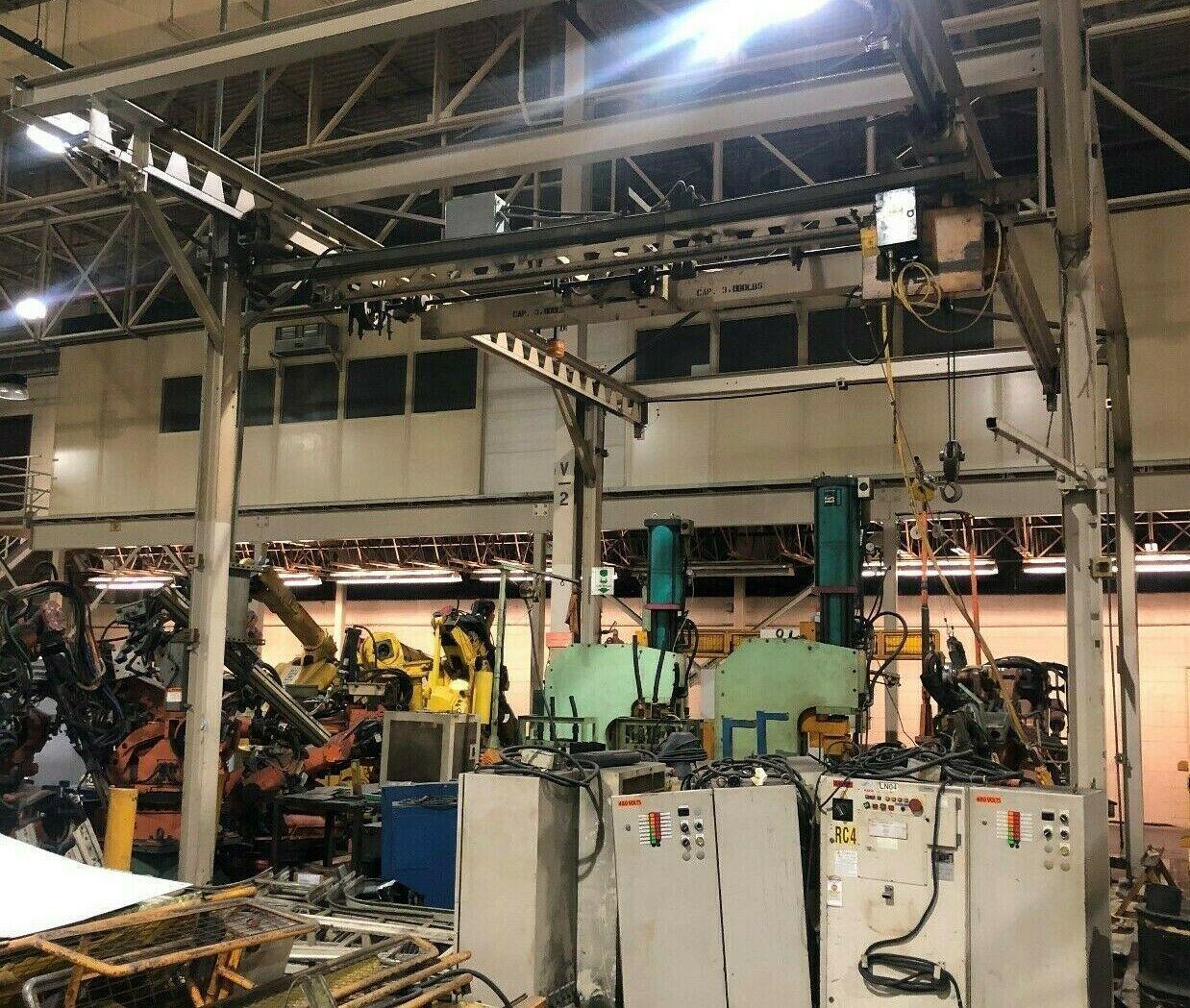 1.5 TON OVER HEAD CRANE WORK STATION