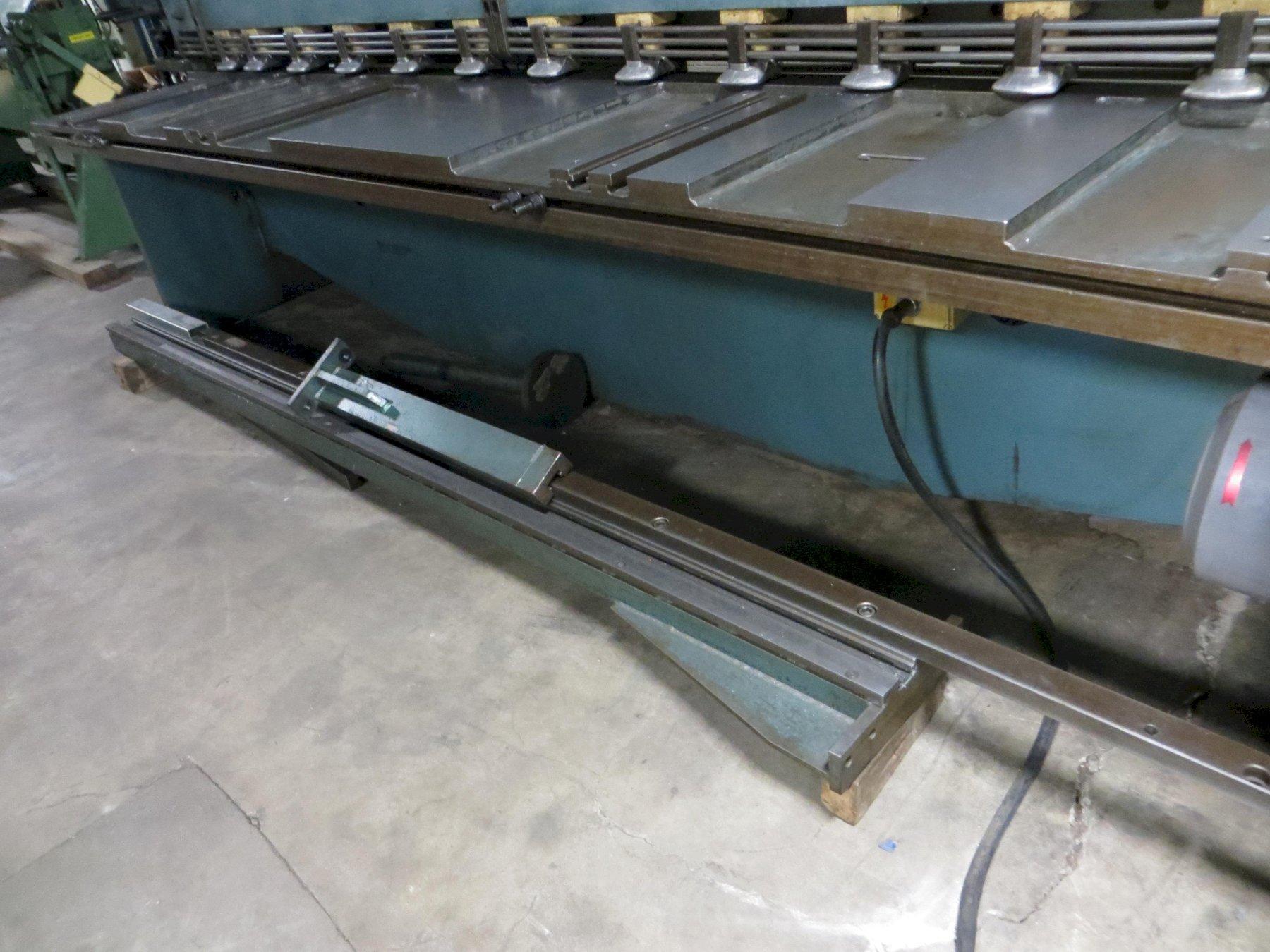 3/16" x 10 ft. Amada Mechanical Power Shear Model M-3045