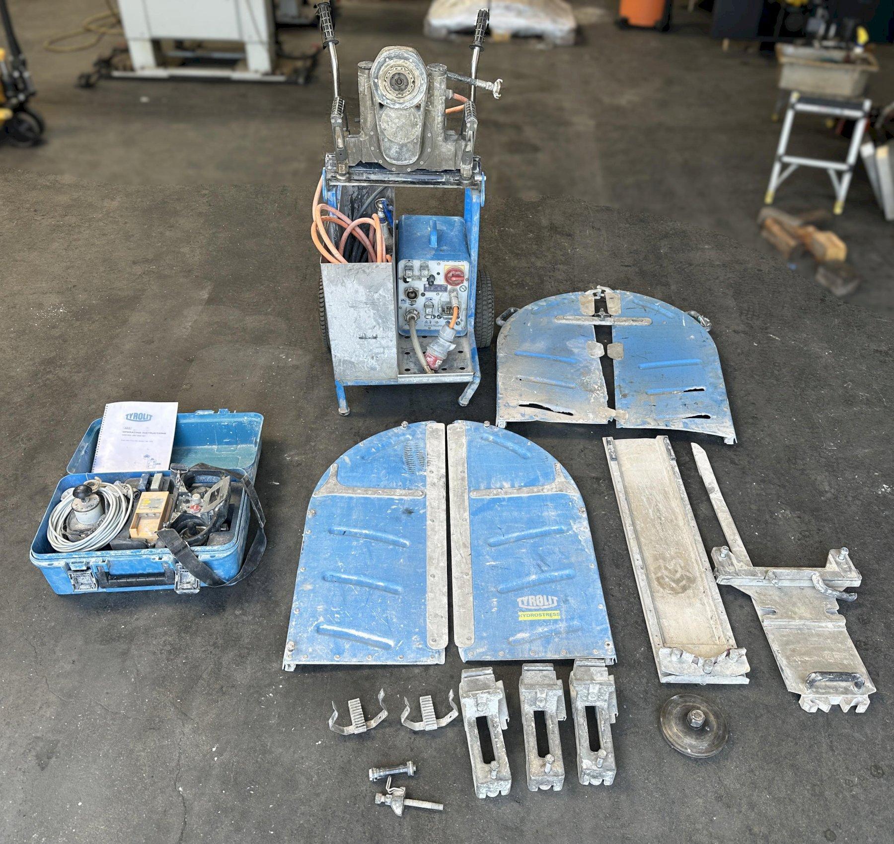 TYROLIT WSE1621 Wall Saw Complete w/ Motor, Blade Guard, Controller with Remote and Track Low Hours