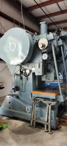 75 Ton V&O Cupping Press – 30″ x 50″