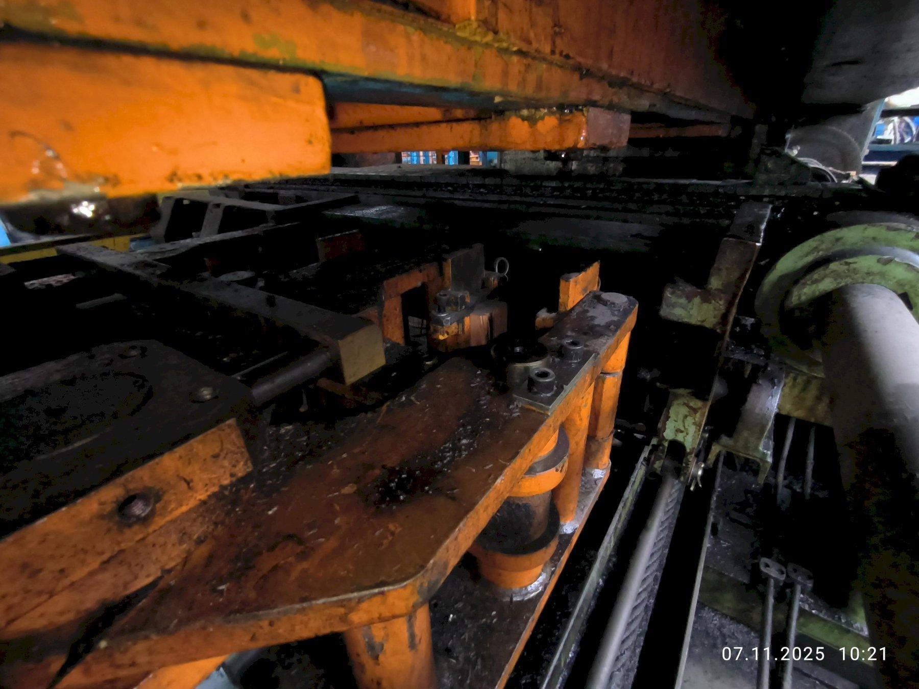 25 TON HAGINGER 3-DIE TUBE DRAW BENCH