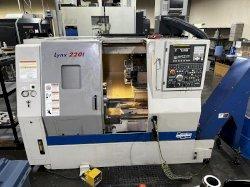 Doosan Lynx 220LC Used CNC Lathe For Sale - 2007