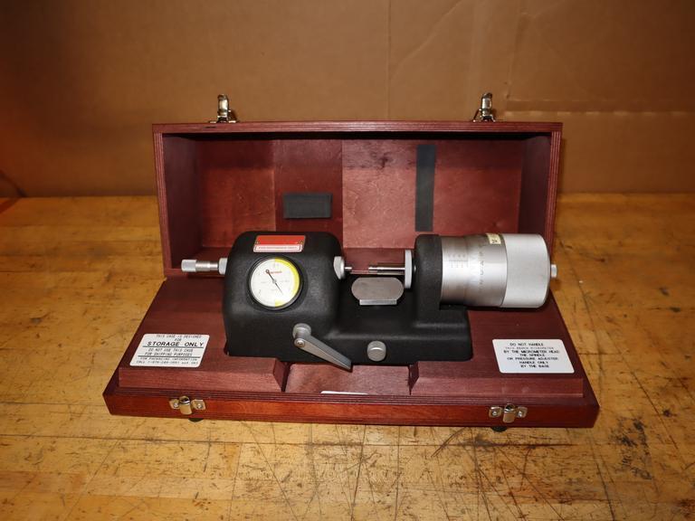 Starrett 673 Carbide Direct-Reading Bench Micrometer W/ Case- Auction Item