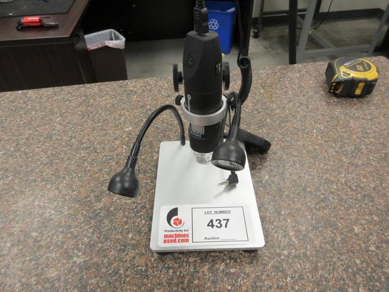 Takmly Digital Microscope 50-1000X with Adjustable Height Stand, Stage, and Remote FOB- Auction Item